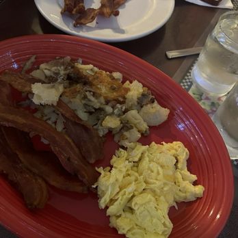 Molly's Souper - Egg and bacon breakfast - Breakfast & Brunch Near Me - Upland, California