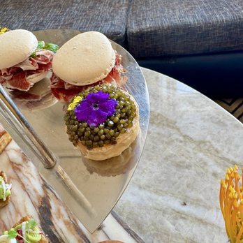Montage Lobby Lounge - Caviar bite - Lounges Near Me - Laguna Beach, California Montage Lobby Lounge - Caviar bite - Lounges Near Me - Laguna Beach, California