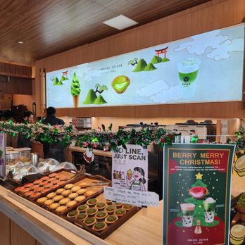Maruwu Seicha - Inside - Desserts Near Me - Palo Alto, California