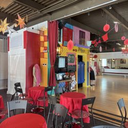 Garage Dance Studio & Coffee Lounge