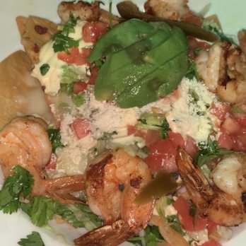 Seis Vecinos Restaurant - Shrimp Nachos - Latin American Near Me - Bronx, New York