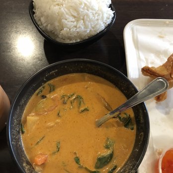 Monora Thai - Cerritos - Red curry with Jasmine rice - Thai Near Me - Cerritos, California