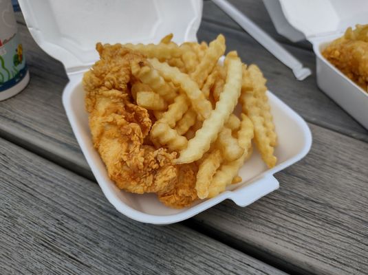 Raising Cane's Chicken Fingers by null