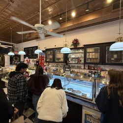 Scoops On 5th