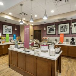 Hampton Inn Newport - Restaurant