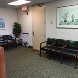 ProHEALTH Long Island Internal Medicine - Waiting room