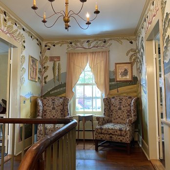 Tavern on the Square - Upstairs hallway - New American Near Me - New Wilmington, Pennsylvania