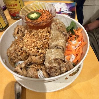 Tú Lan - 18. Beef Sauteed over Vermicelli with Imperial Roll - Vietnamese Near Me - San Francisco, California