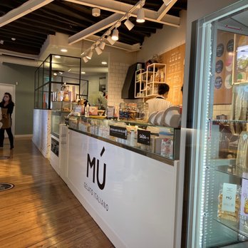 Mú - Gelato Italiano - Interior - Gelato Near Me - Lisbon, 11 Mú - Gelato Italiano - Interior - Gelato Near Me - Lisbon, 11