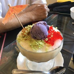 Halo Halo
