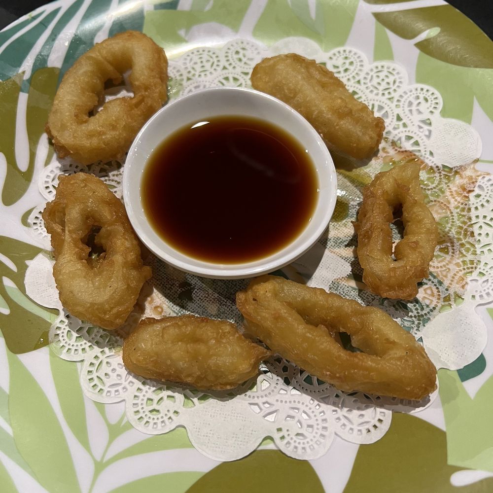 Dancing Roll - Fried Calamari - Sushi Bars Near Me - West Chester, Ohio Dancing Roll - Fried Calamari - Sushi Bars Near Me - West Chester, Ohio