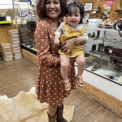 Lagarto Boots Western Wear - Owner