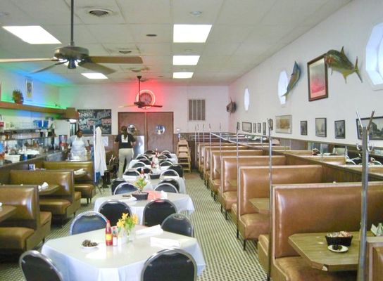 Mayflower Cafe by null