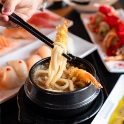 Taizzi Sushi