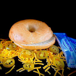 Cafe Elite - Jalapeno Cheddar Bagel