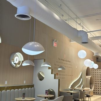 Mango Mango Dessert - interior - Desserts Near Me - New York, New York