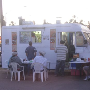 Pupusas Maria's - small truck! but makes amazing food - Salvadoran Near Me - Yuma, Arizona Pupusas Maria's - small truck! but makes amazing food - Salvadoran Near Me - Yuma, Arizona