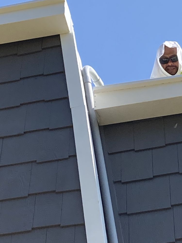 Slide of S&M Construction