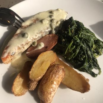 Moonshadows - Salmon main dish. Salmon dry, potatoes not crispy. - Seafood Near Me - Malibu, California Moonshadows - Salmon main dish. Salmon dry, potatoes not crispy. - Seafood Near Me - Malibu, California