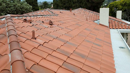 Slide of A Quality Roofing