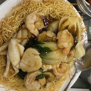 Minghin Cuisine - Seafood Pan Fried Noodles - Dim Sum Near Me - Naperville, Illinois Minghin Cuisine - Seafood Pan Fried Noodles - Dim Sum Near Me - Naperville, Illinois