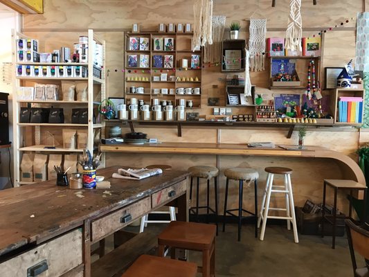 Trader & Co. Cafe by null