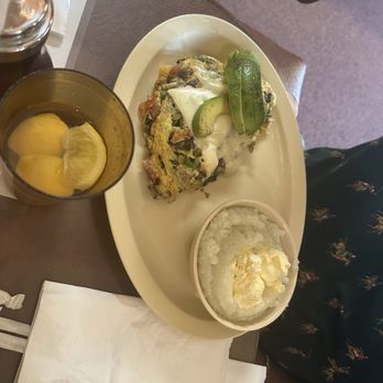 Stagecoach Restaurant - Look how vibrant those veggies are! - Breakfast & Brunch Near Me - Sacramento, California Stagecoach Restaurant - Look how vibrant those veggies are! - Breakfast & Brunch Near Me - Sacramento, California