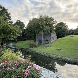 Jack Meades Pub - Historical ice House.