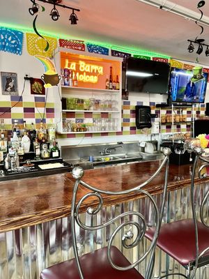 Los Molcas Tacos Bar and Grill by null