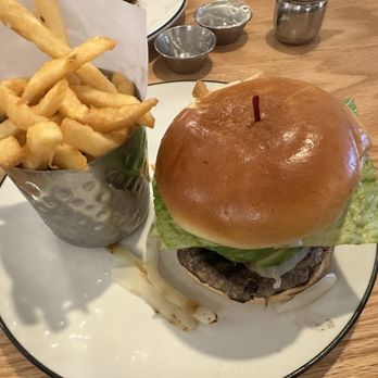 Toast - BYO Burger - Breakfast & Brunch Near Me - Montclair, New Jersey