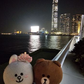 海運大廈 - Night view - Shopping Centers Near Me - Hong Kong, HK