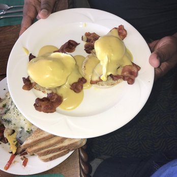 Captains Table - Eggs Benedict - Seafood Near Me - Ocean City, Maryland Captains Table - Eggs Benedict - Seafood Near Me - Ocean City, Maryland