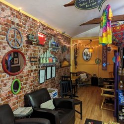 Coffee Cottage - Coffee Cottage (interior)