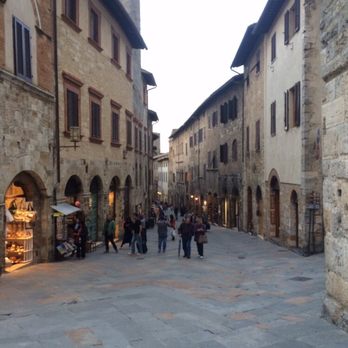 Florence City Sightseeing - Streets of Florence - Walking Tours Near Me - Florence, FI