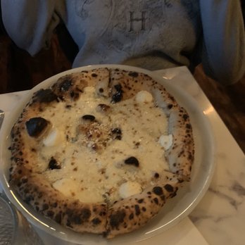 Noto - Pizza - Pizza Near Me - St. Peters, Missouri
