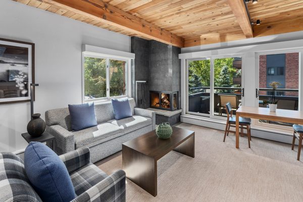 Aspen Square Condominium Hotel by null