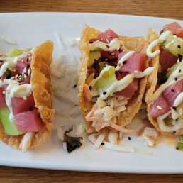 Poke tacos