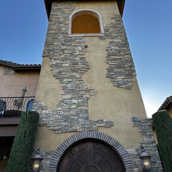 Robert Renzoni Vineyards - Bell tower - Wineries Near Me - Temecula, California Robert Renzoni Vineyards - Bell tower - Wineries Near Me - Temecula, California