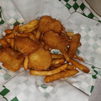 Star Crab - Cajun fries and fried breaded fish - Cajun/Creole Near Me - Upland, California Star Crab - Cajun fries and fried breaded fish - Cajun/Creole Near Me - Upland, California