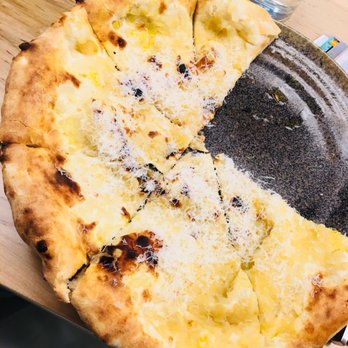 Abaita - Onion and focaccia - Mediterranean Near Me - New York, New York