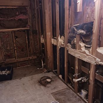 First Response Plumbing - First Response destroyed my entire bathroom.  Was only supposed to lift the tub. Change subfloor around the toliet and install the toliet. - Plumbing Near Me - Cary, Illinois