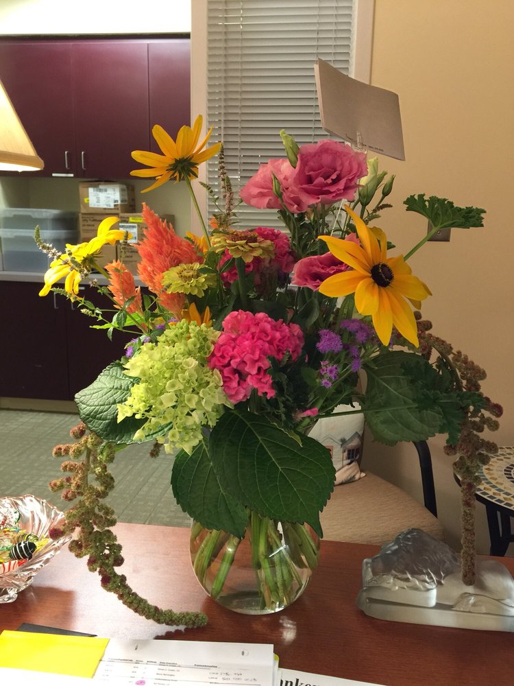 TOM FRENCH FLOWERS 17 N Belmont Ave, Richmond, Virginia Florists Phone Number Products