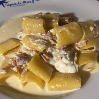 Sapore Di Mare - Smoked Paccheri burrata e salmone affumicato - Italian Near Me - Miami, Florida