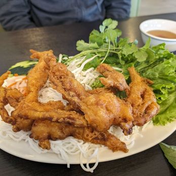 Saigon Bistro - Soft shell crab - Vietnamese Near Me - Aurora, Colorado