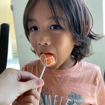 Densonios Cake Pops - huge hit on the kids! - Desserts Near Me - Valencia, California Densonios Cake Pops - huge hit on the kids! - Desserts Near Me - Valencia, California