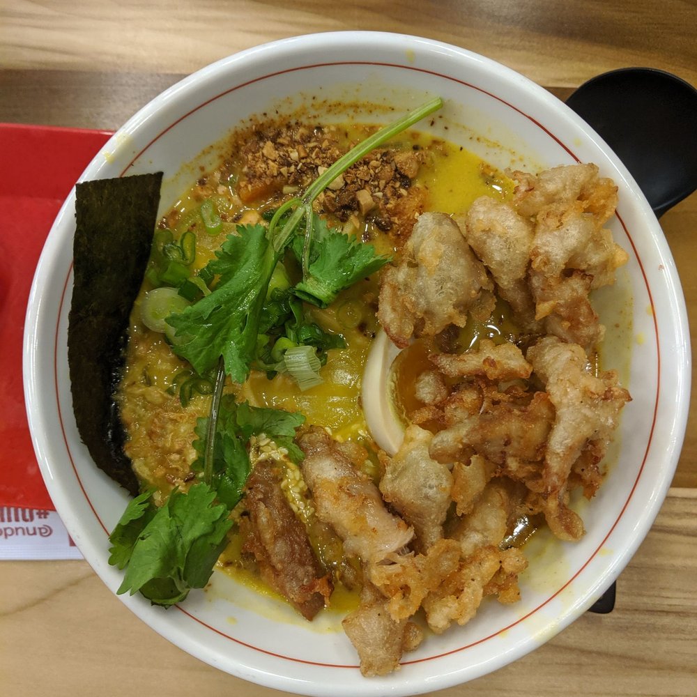 Nudo House - Curry Up! Ramen with chicken - Vietnamese Near Me - St Louis, Missouri