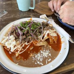 Café Colucci - Chilaquiles con carne asada