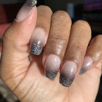 Lumera Nail Salon - Ombré Dip nails. - Nail Salons Near Me - Chicago, Illinois