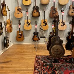 Lidgett Music - Guitars