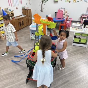 Slothy’s Playhouse - Indoor Playcenter Near Me - Hollywood, Florida Slothy’s Playhouse - Indoor Playcenter Near Me - Hollywood, Florida
